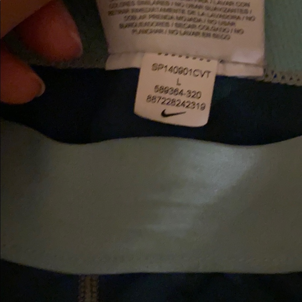 Spandex - Picture 2 of 3